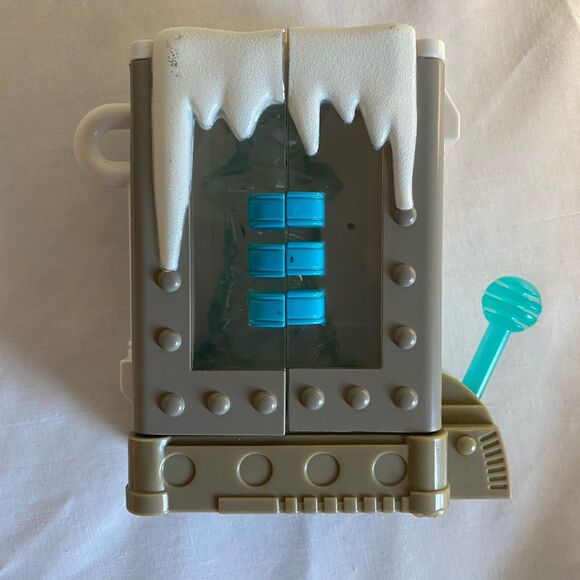 Fisher Price Imaginext DC SuperFriends Mr.Freeze And Ice Chamber Cage Trap Box - Picture 3 of 14